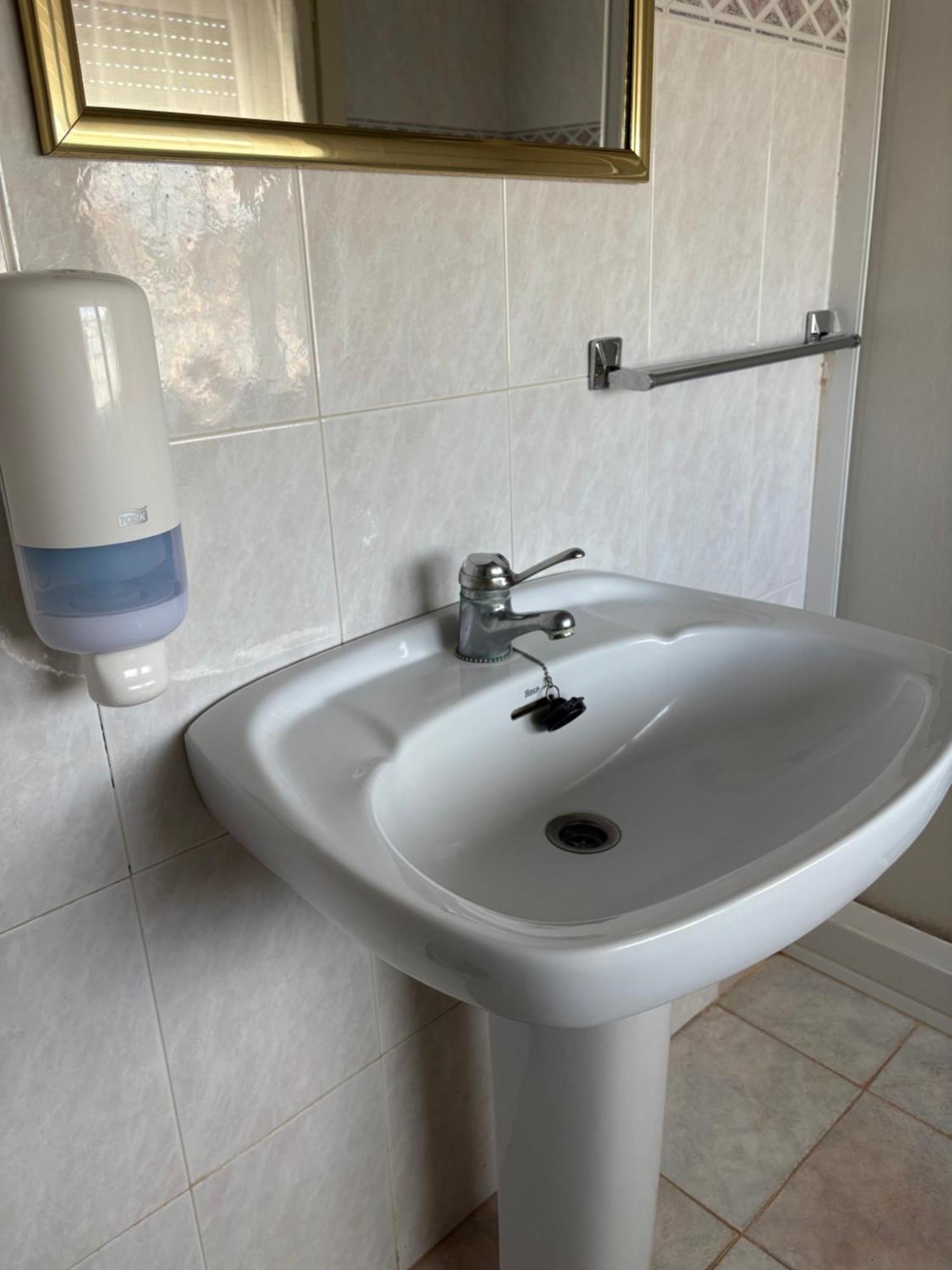 Hostal Pueblo Viejo Белчите Екстериор снимка